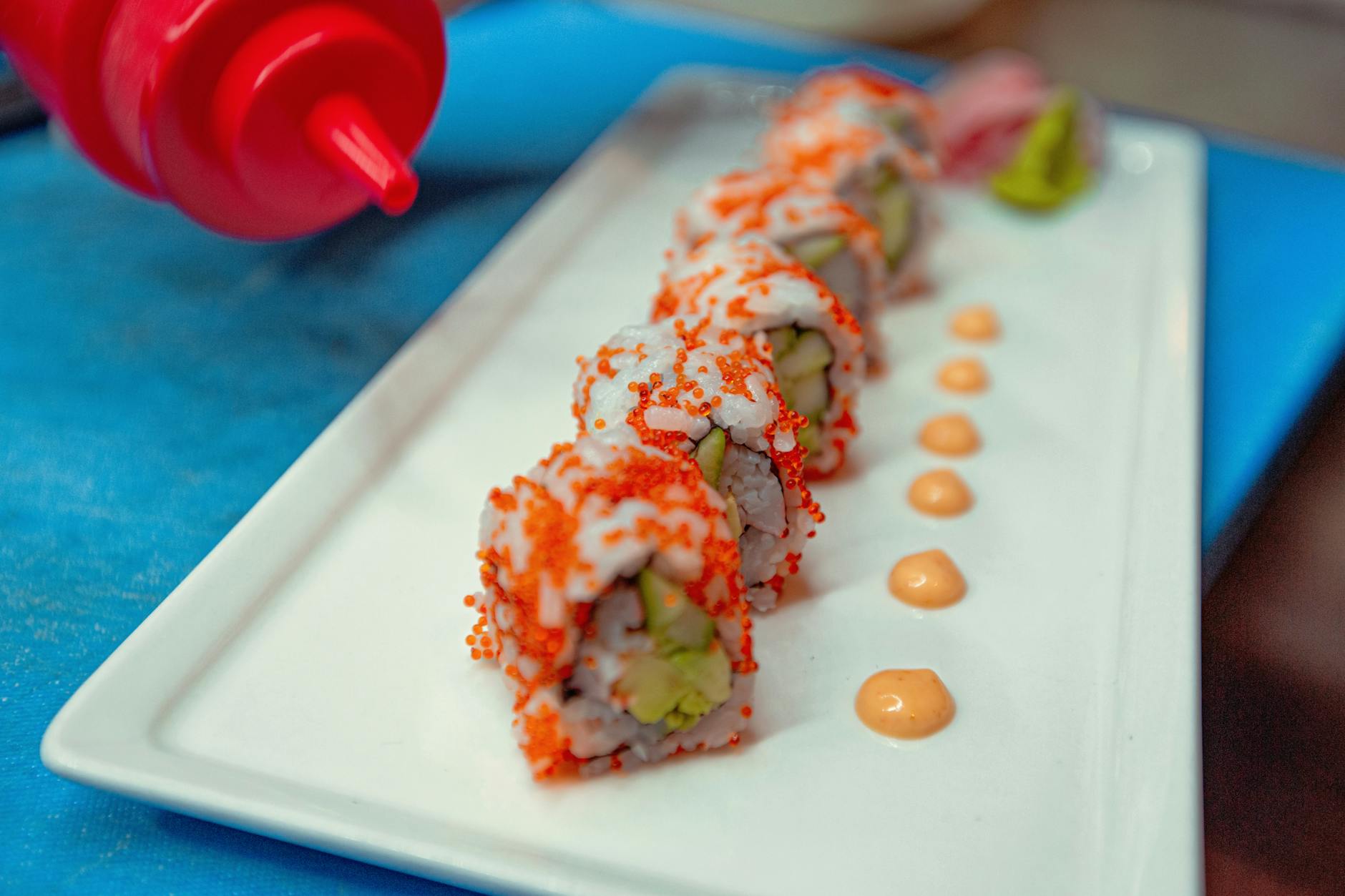 Lobster Sushi and Maki Rolls Guide – How to Make Lobster Sushi at Home